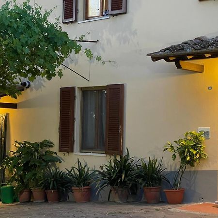 Villa Il Tufo Siena Esterno foto