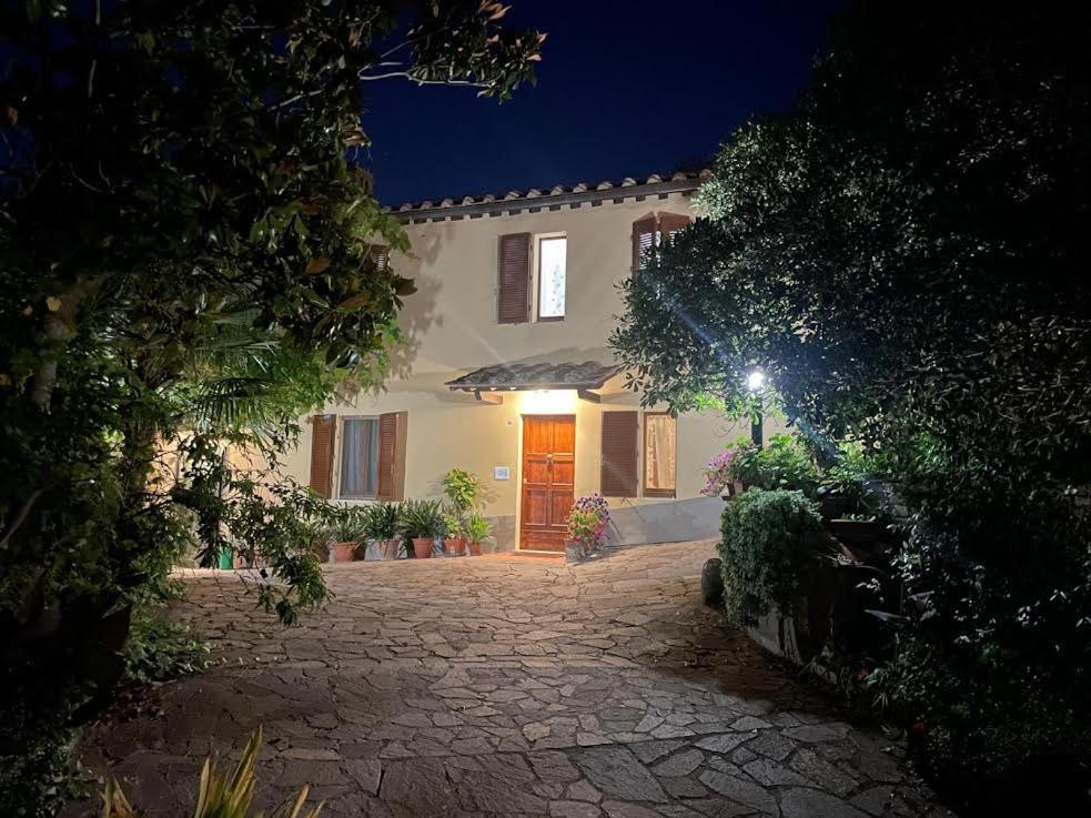 Villa Il Tufo Siena Esterno foto